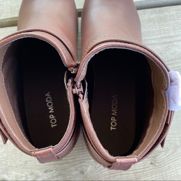 NWOT || Top Moda Brown Ankle Boots - Picture 7 of 9